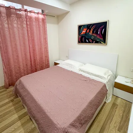 דירה Amelia Comfort טיראנה